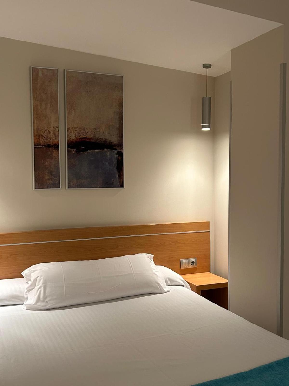 Hostal Aralar Aizoain Luaran gambar