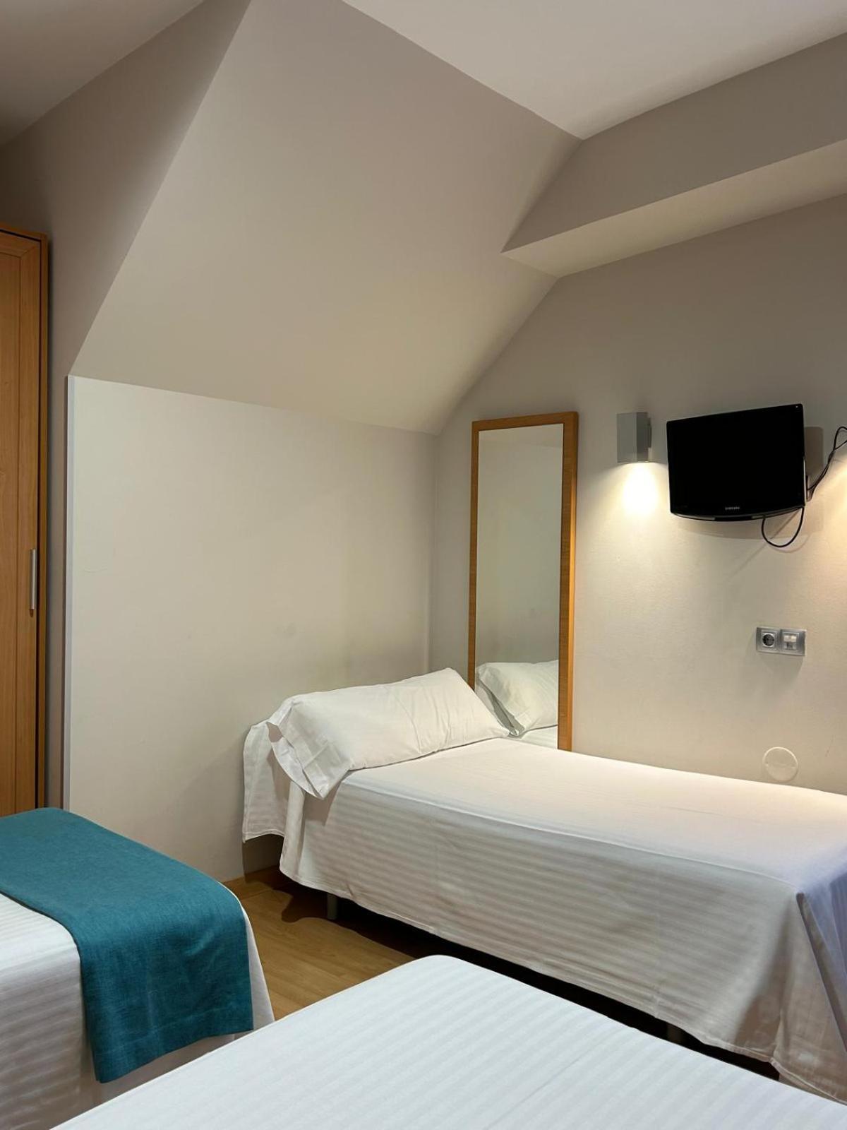 Hostal Aralar Aizoain Luaran gambar